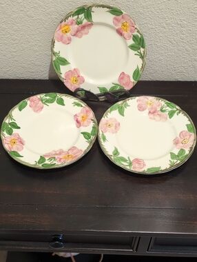 Three (3) Franciscan Desert Rose Bread Butter Dessert Appetizer Plates 6 3/8"